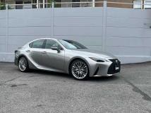 2024 Lexus IS