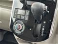2017 Daihatsu Tanto