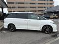 2013 Toyota Estima