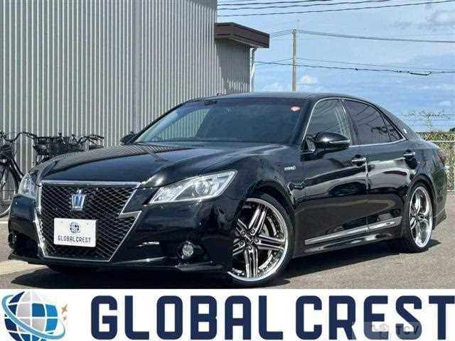 2014 Toyota Crown Hybrid