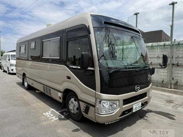 2017 Hino Liesse II