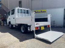 2013 Isuzu Elf Truck