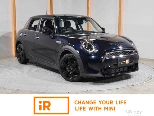 2022 BMW MINI