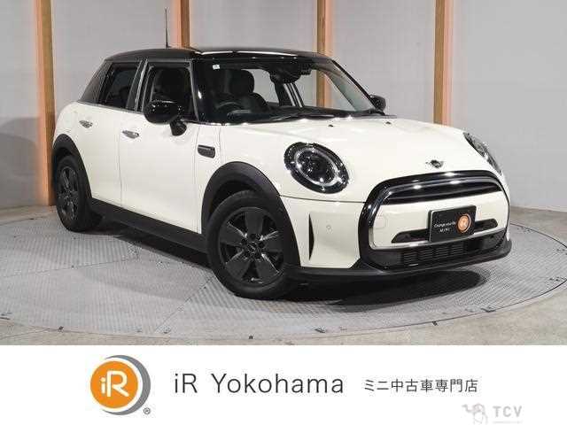 2022 BMW MINI