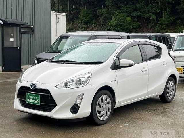 2015 Toyota AQUA