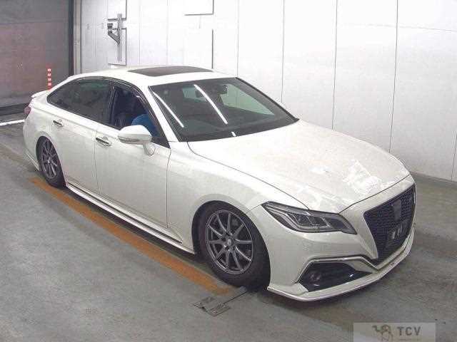 2018 Toyota Crown Hybrid