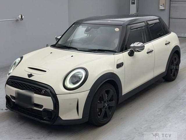 2021 BMW MINI