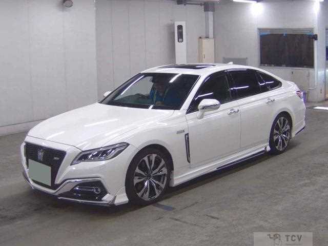 2018 Toyota Crown Hybrid