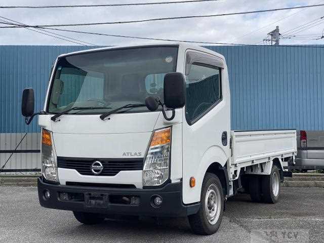 2013 Nissan Atlas