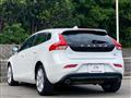 2018 Volvo V40