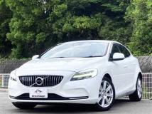2018 Volvo V40