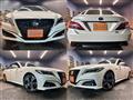 2019 Toyota Crown Hybrid