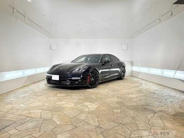 2019 Porsche Panamera