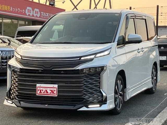 2025 Toyota Voxy