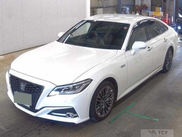 2018 Toyota Crown Hybrid