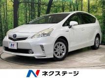 2013 Toyota PRIUS α