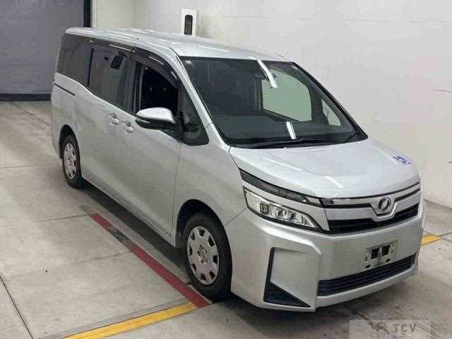 2020 Toyota Voxy