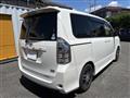 2013 Toyota Voxy