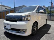 2013 Toyota Voxy