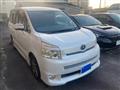 2009 Toyota Voxy