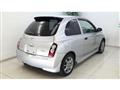 2004 Nissan March