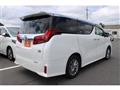 2021 Toyota Alphard Hybrid
