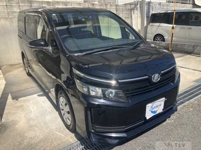 2014 Toyota Voxy