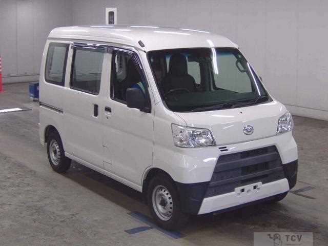 2020 Daihatsu Hijet Cargo