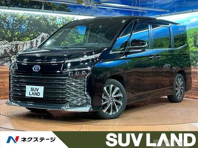 2023 Toyota Voxy