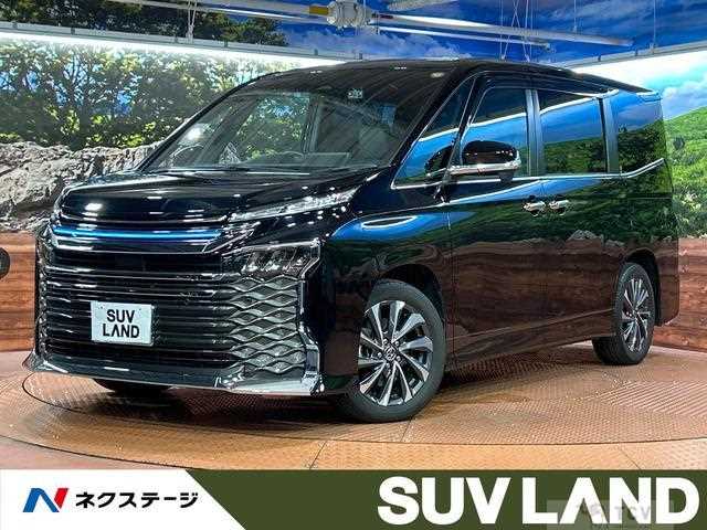2023 Toyota Voxy