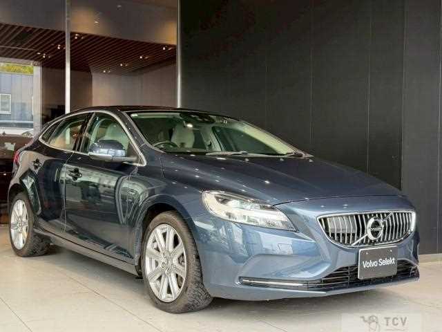 2019 Volvo V40
