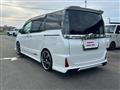 2016 Toyota Voxy
