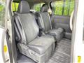 2013 Toyota Estima