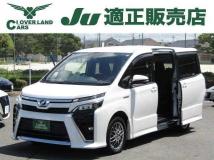 2017 Toyota Voxy