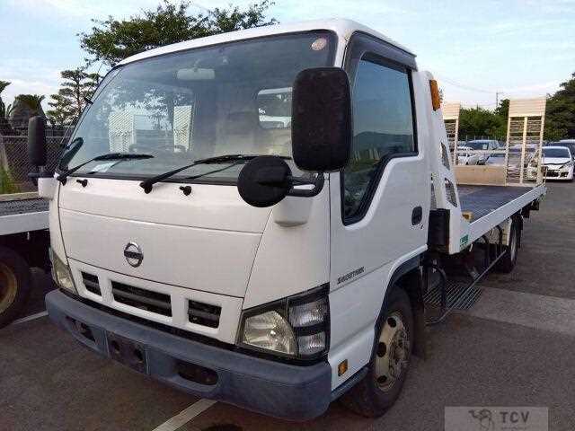 2005 Nissan Atlas