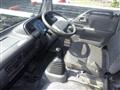 2005 Nissan Atlas