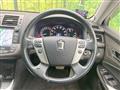 2011 Toyota Crown
