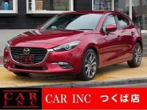 2018 Mazda Axela