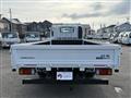 2019 Isuzu Elf Truck