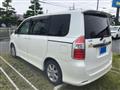 2007 Toyota Noah