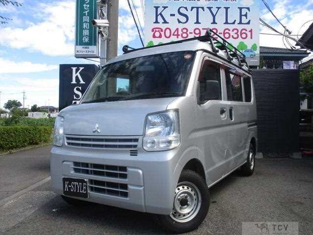 2016 Mitsubishi Minicab Van