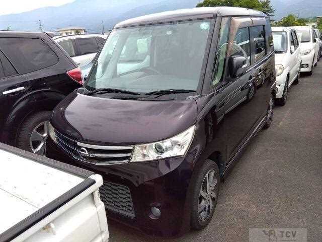 2011 Nissan ROOX