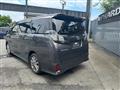2017 Toyota Vellfire