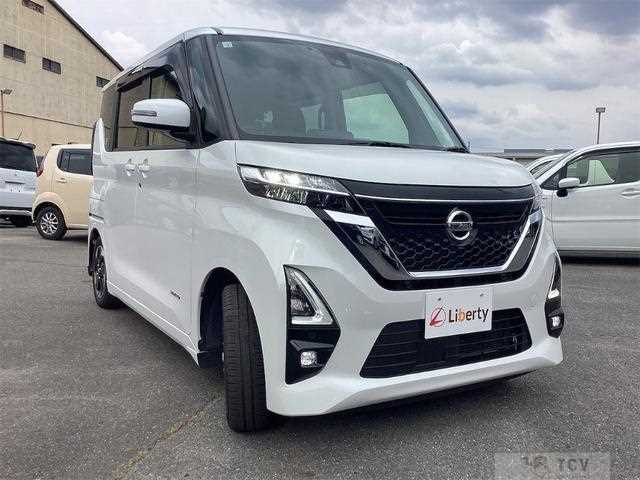 2021 Nissan ROOX