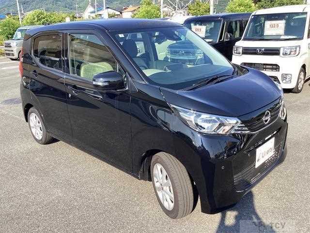 2025 Nissan Nissan Others