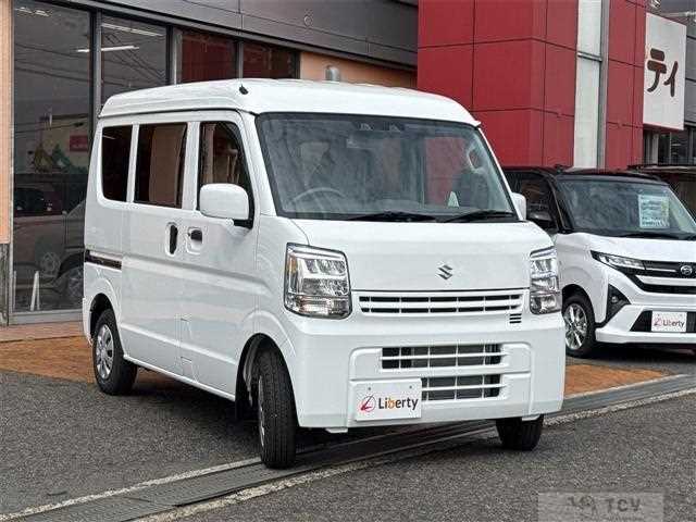 2025 Suzuki Every