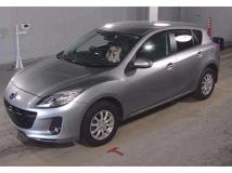 2013 Mazda Axela