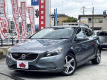 2016 Volvo V40