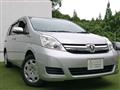 2013 Toyota Isis