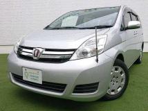 2013 Toyota Isis